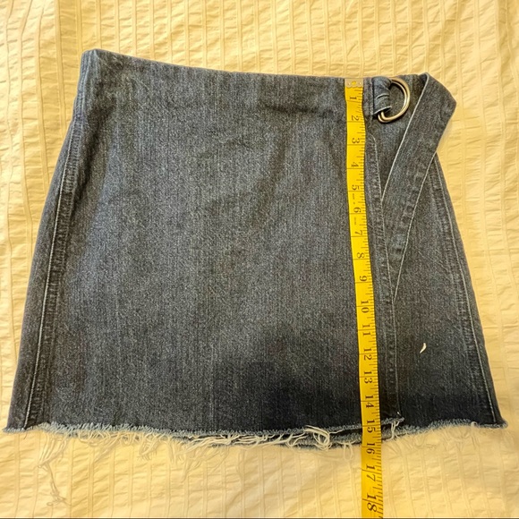 Madewell Raw Hem Denim Wrap Mini Skirt - Picture 9 of 9